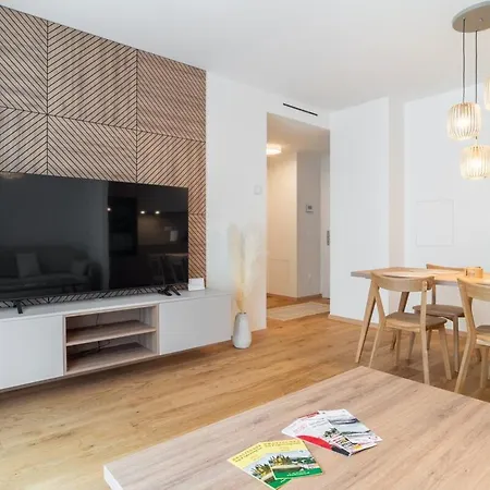 Apartmán Elegant 2-bedroom *