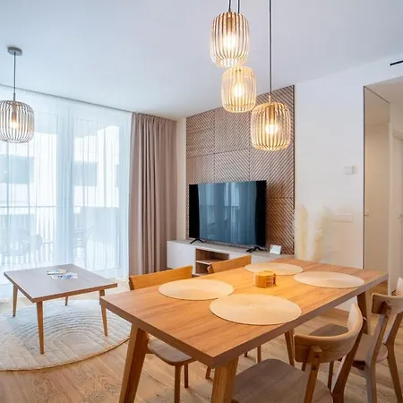 Elegant 2-bedroom