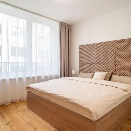 Elegant 2-bedroom